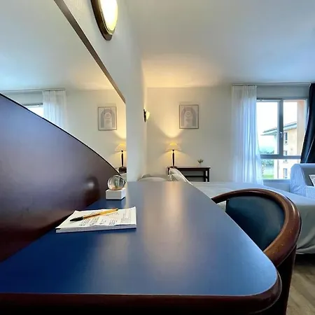 Zen ※ Parking - Piscine