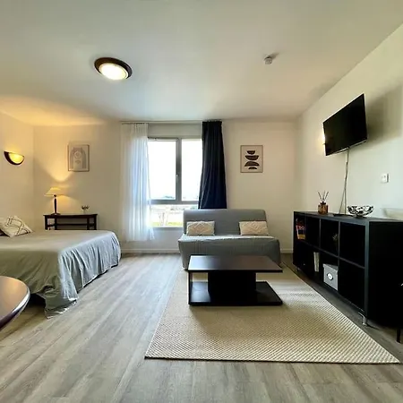 Studio Cosy - Parking & Piscine 아파트